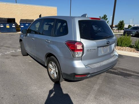 Used 2018 Subaru Forester 2.5i AWD/4WD image 6