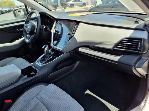 Used 2023 Subaru Outback Premium AWD/4WD image 17