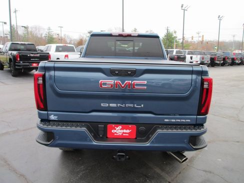 Certified 2024 GMC Sierra 2500 Denali w/ Denali Reserve Package image 6
