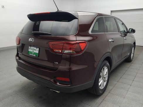 Used 2020 Kia Sorento AWD V6 image 9