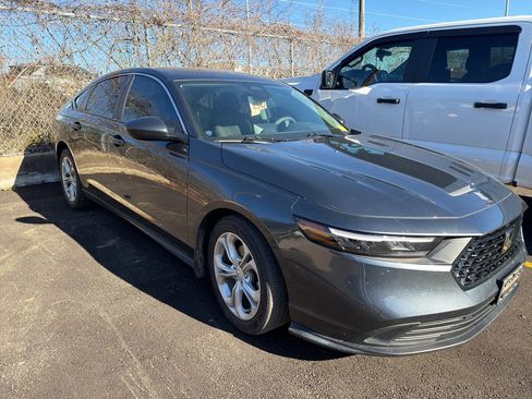 Used 2023 Honda Accord LX image 2