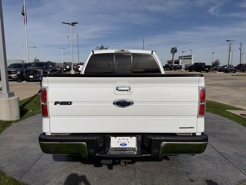 Used 2014 Ford F150 Lariat w/ Lariat Chrome Package image 5