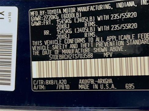 Used 2026 Toyota Highlander Platinum image 26