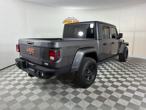 Used 2021 Jeep Gladiator Overland w/ Popular Equipment Package AWD/4WD image 6