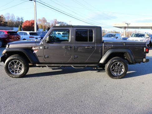 Used 2020 Jeep Gladiator Sport w/ Quick Order Package 24S image 2