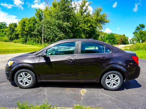Used 2014 Chevrolet Sonic LT image 6
