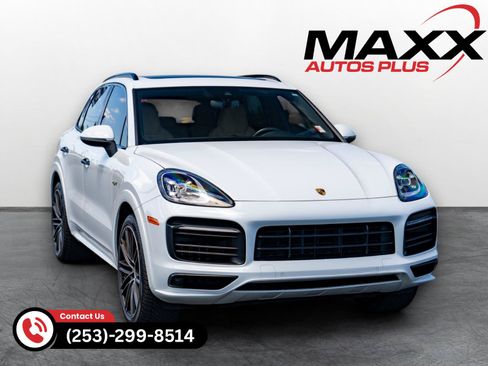 Used 2019 Porsche Cayenne E-Hybrid AWD/4WD image 1