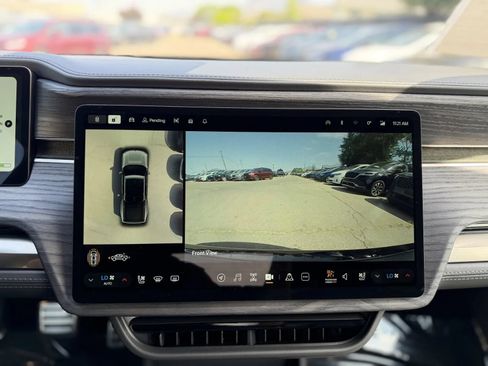 Used 2023 Rivian R1T Adventure AWD/4WD image 33
