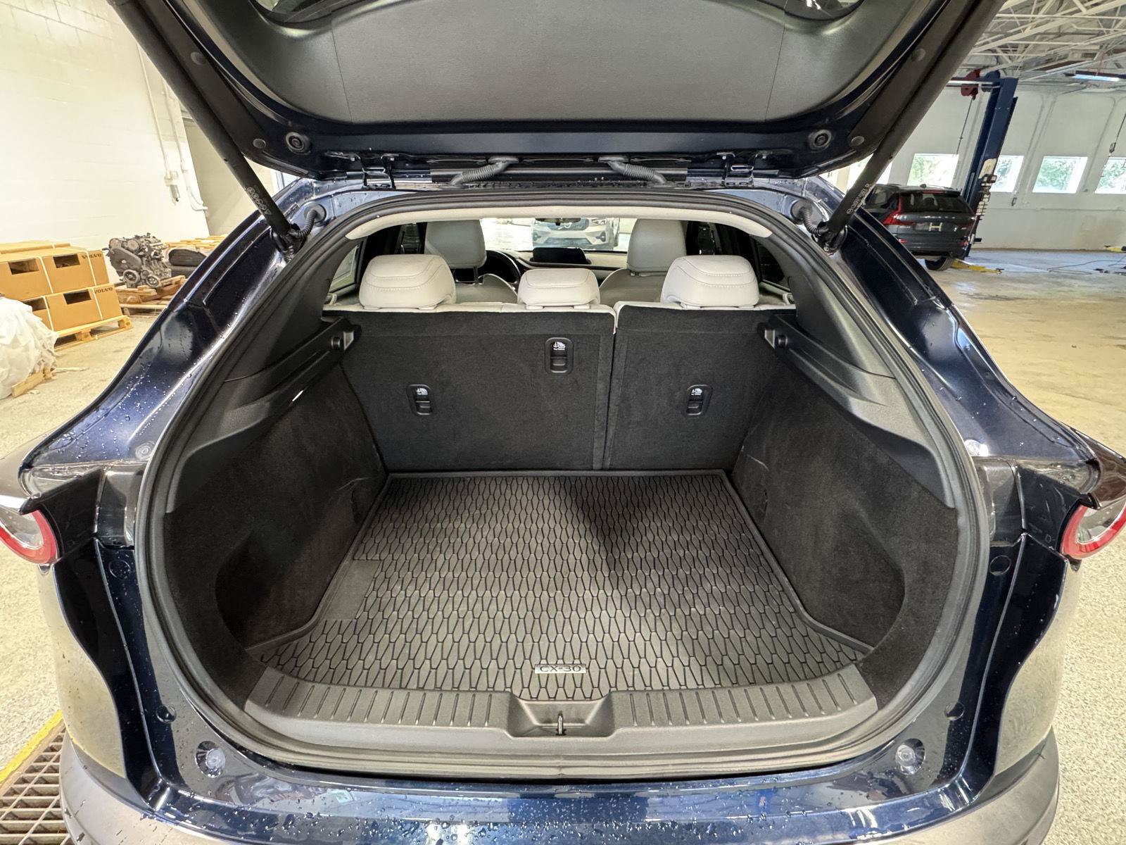 Used 2022 MAZDA CX-30 AWD 2.5 S w/ Premium Package image 22