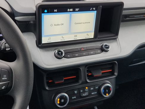 Used 2023 Ford Maverick XLT image 13