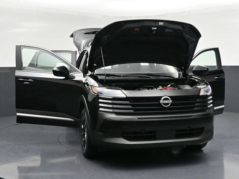 New 2026 Nissan Kicks SV w/ Cold Weather Package image 33