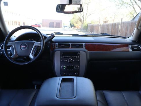 Used 2014 GMC Yukon SLT image 16