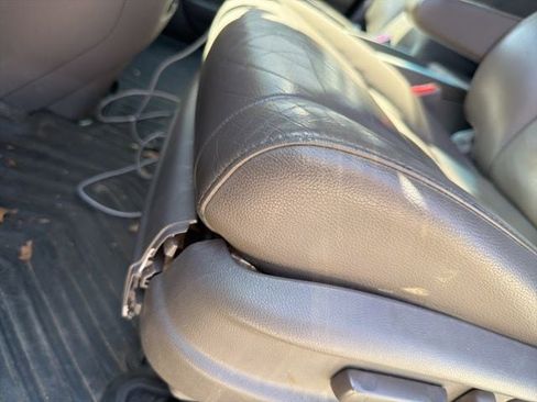 Used 2012 Honda Odyssey Touring image 17