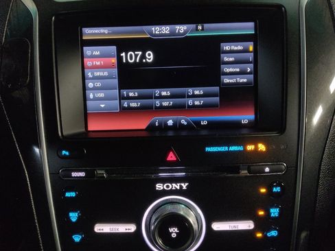 Used 2016 Ford Explorer Sport AWD/4WD image 25