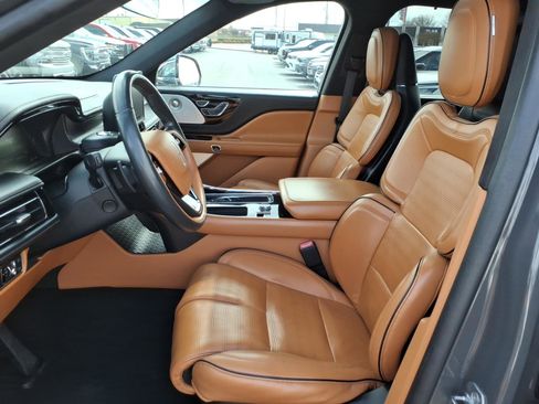 Used 2021 Lincoln Aviator Black Label image 17