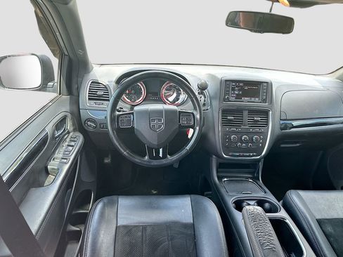 Used 2017 Dodge Grand Caravan SXT w/ Blacktop Package image 21
