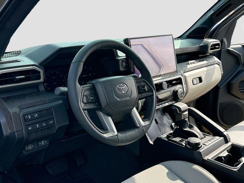 Certified 2025 Toyota Tacoma Limited image 3