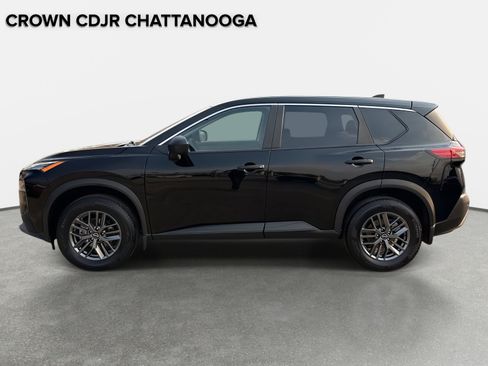 Used 2023 Nissan Rogue S image 7