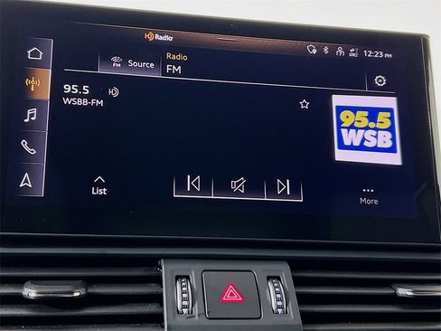 Used 2022 Audi Q5 2.0T Prestige image 15