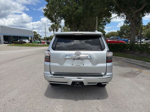 Used 2018 Toyota 4Runner Limited RWD image 4
