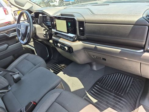 Used 2024 Chevrolet Silverado 1500 LT AWD/4WD image 29