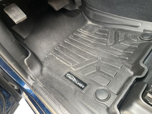 Used 2022 RAM 3500 Laramie AWD/4WD image 16