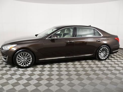 Used 2019 Genesis G90 5.0 Ultimate AWD/4WD image 9