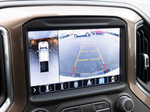 Used 2020 Chevrolet Silverado 3500 High Country w/ Technology Package image 4