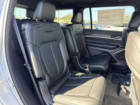 New 2025 Jeep Grand Cherokee L Limited w/ Black Appearance Package image 26
