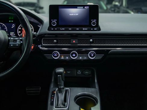 Used 2024 Honda Civic Sport image 32