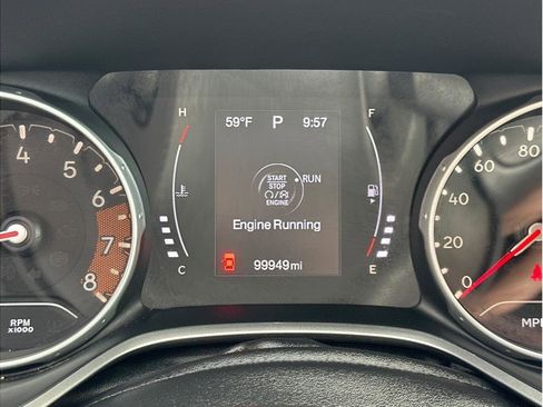 Used 2018 Jeep Compass Latitude w/ Cold Weather Group image 19