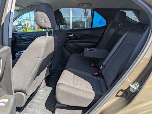 Used 2023 Chevrolet Equinox LT FWD image 15