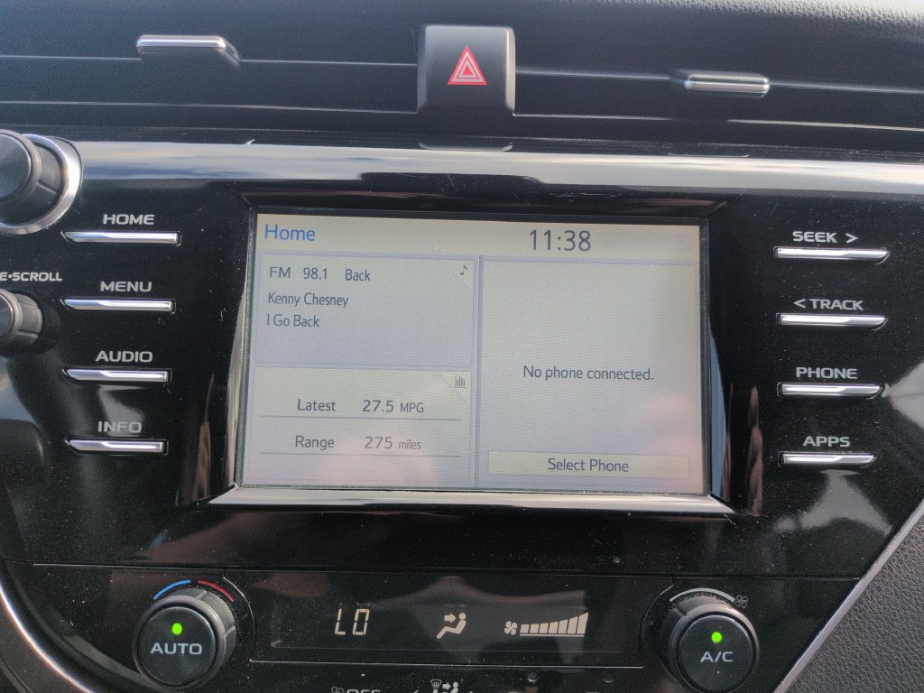 Used 2018 Toyota Camry SE w/ Accessory Appearance Package FWD image 19