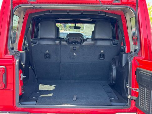 Used 2019 Jeep Wrangler Unlimited Rubicon AWD/4WD image 6