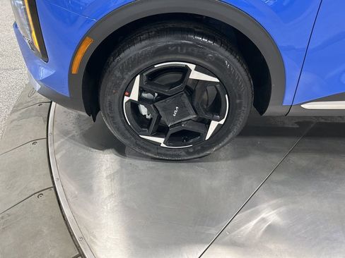 New 2026 Kia Sportage EX w/ EX Panorama Roof Package image 30