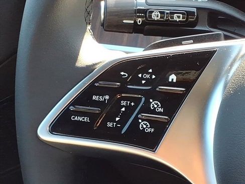 New 2026 Mercedes-Benz GLC 300 GLC 300 image 9