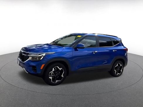 Used 2025 Kia Seltos S FWD image 7