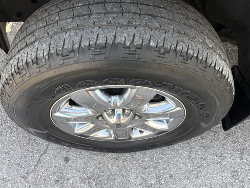 Used 2014 Ford F150 XLT w/ Equipment Group 302A Luxury image 7