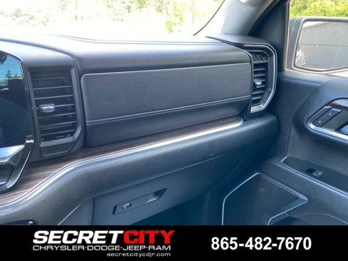 Used 2023 GMC Sierra 1500 Elevation AWD/4WD image 14