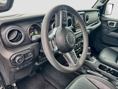 Certified 2023 Jeep Wrangler Unlimited Sahara w/ Cold Weather Group AWD/4WD image 10