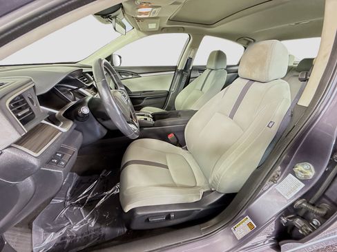 Used 2020 Honda Civic EX image 22