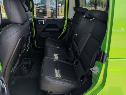 New 2025 Jeep Gladiator Sport image 37