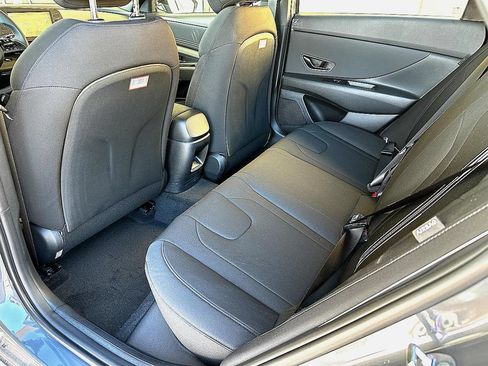 Used 2025 Hyundai Elantra Sport w/ Cargo Package FWD image 21