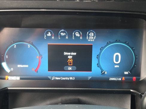 Used 2023 Ford F350 Lariat w/ Chrome Package image 27