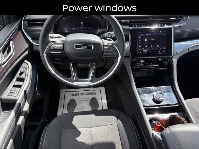 Used 2022 Jeep Grand Cherokee L Laredo w/ Luxury Tech Group I RWD image 14