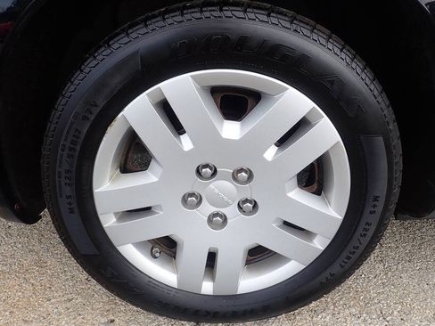 Used 2013 Dodge Avenger SE FWD image 29