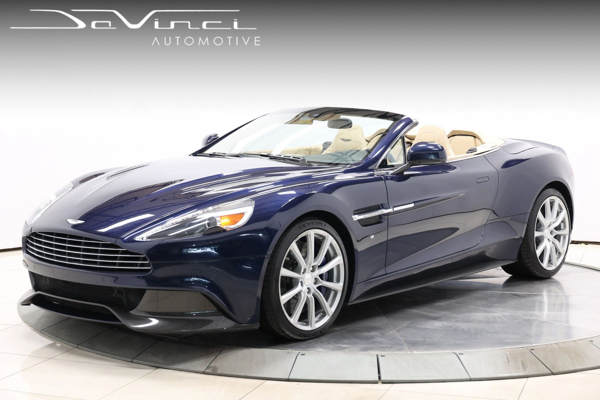 Used 2016 Aston Martin Vanquish Volante RWD image 1