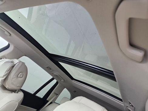 New 2026 Mercedes-Benz GLS 450 4MATIC image 9