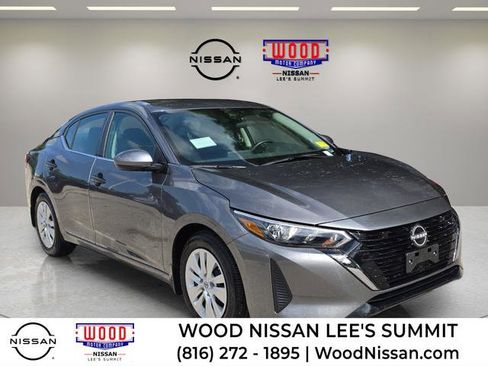 Certified 2025 Nissan Sentra S FWD image 1