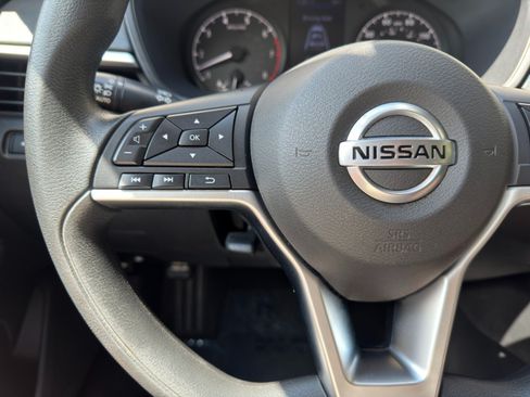 Used 2021 Nissan Altima 2.5 S FWD image 19